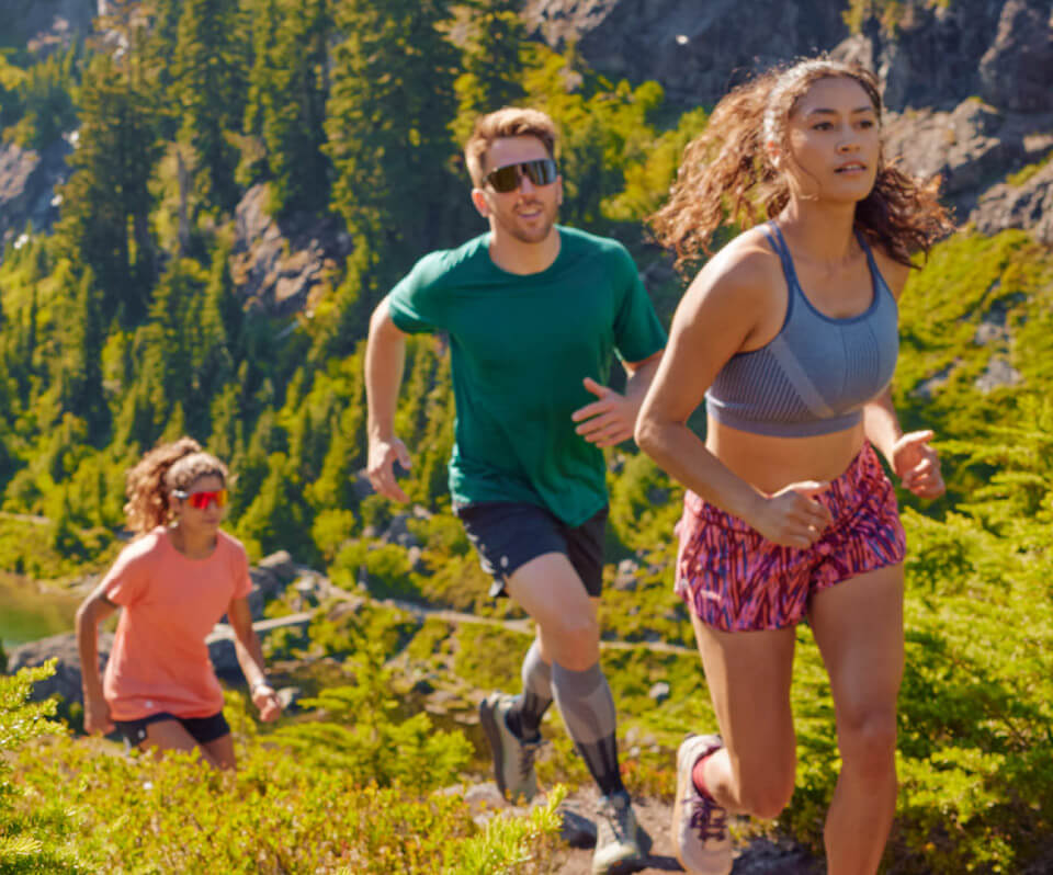 Merino vs synthetic: what to wear running