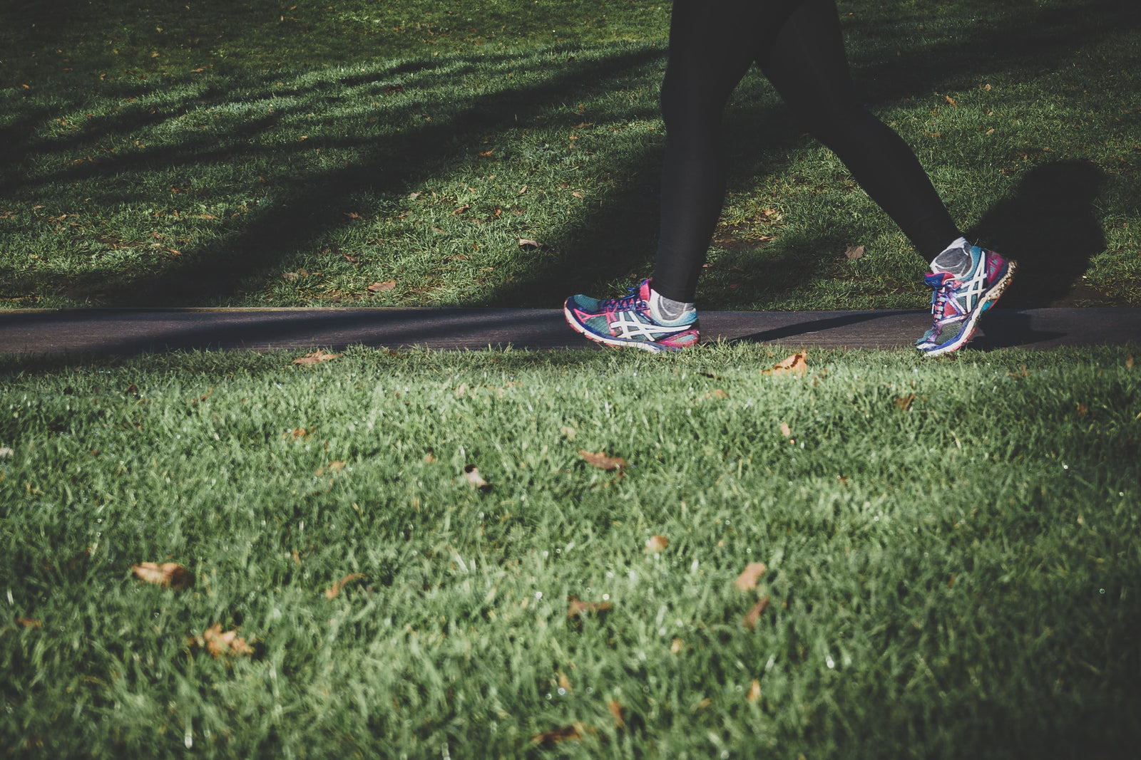 The Ins and Outs of Heel and Midfoot Strike Running