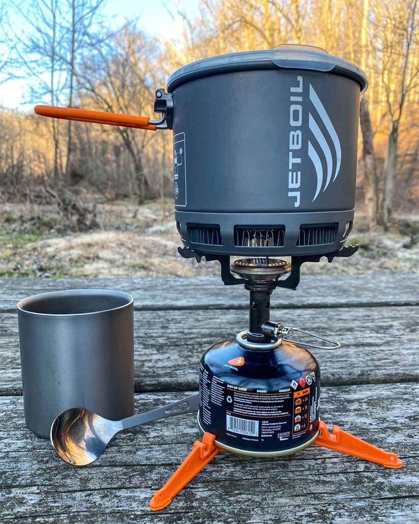 Stove showdown: canister vs liquid fuel