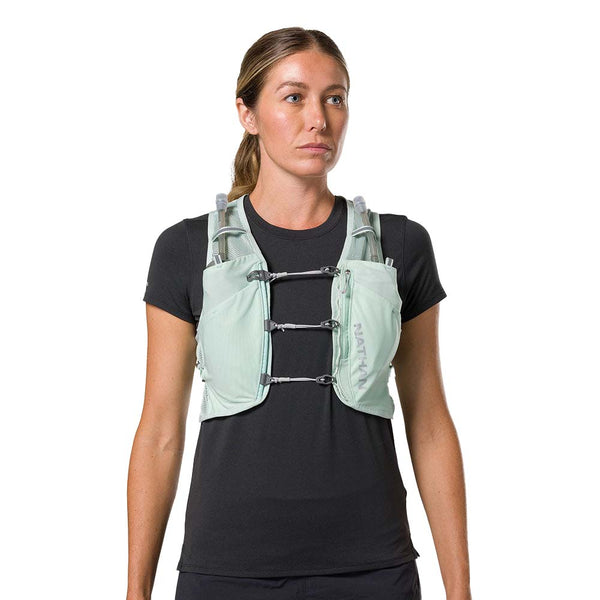 Nathan Women's Pinnacle Breeze 4L Hydration Vest