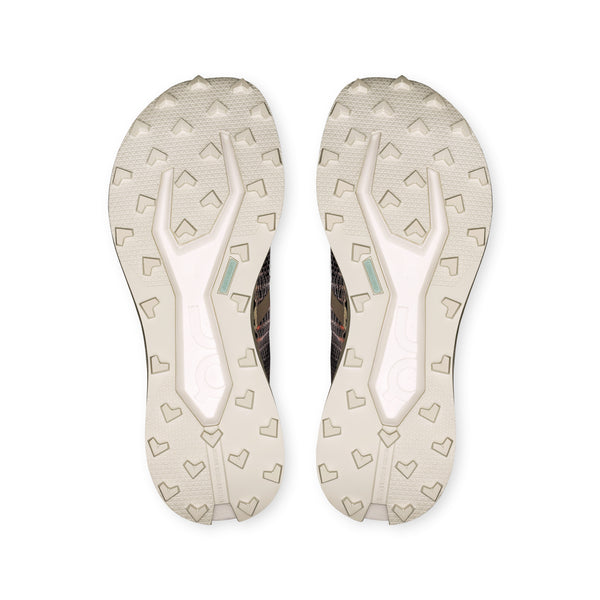 ON Running Womens Cloudultra Pro Running Shoe