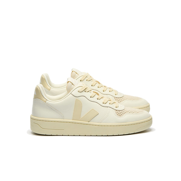 Veja V-10 Leather Trainer