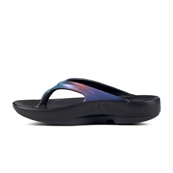 OOFOS OOlala Luxe Thong Sandal