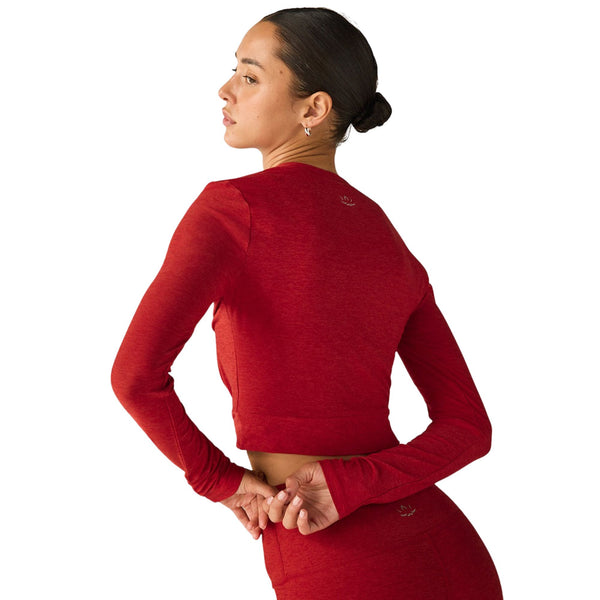 Beyond Yoga Women's Featherweight Center Stage Cropped Long Sleeve Pullover