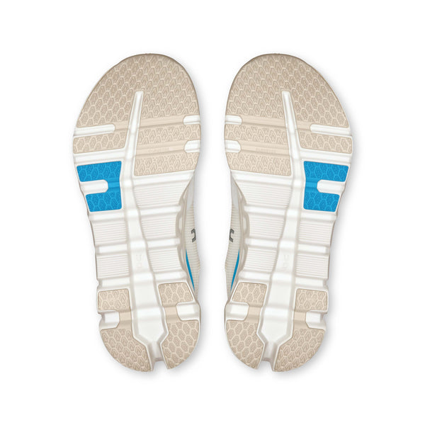 ON Running Womens Cloudrunner 2 Running Shoe