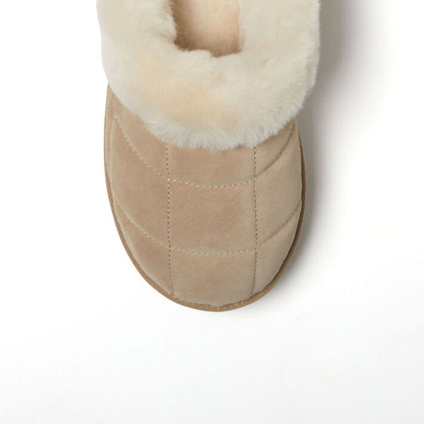 Dearfoams Women's Bendigo Puff Platform Genuine Shearling Clog