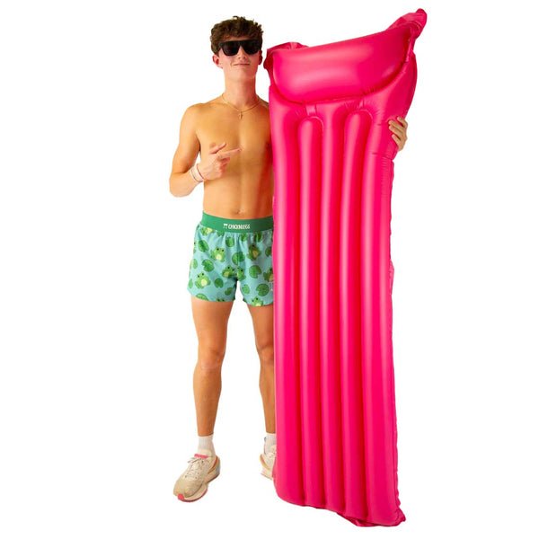 ChicknLegs Mens 4in Half Split Shorts