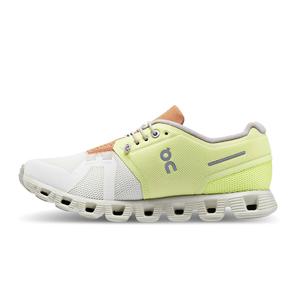 ON Running Womens Cloud 5 Running Shoe