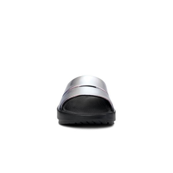 OOFOS OOahh Luxe Slide