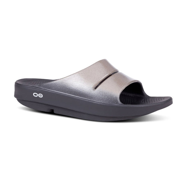 OOFOS OOahh Luxe Slide