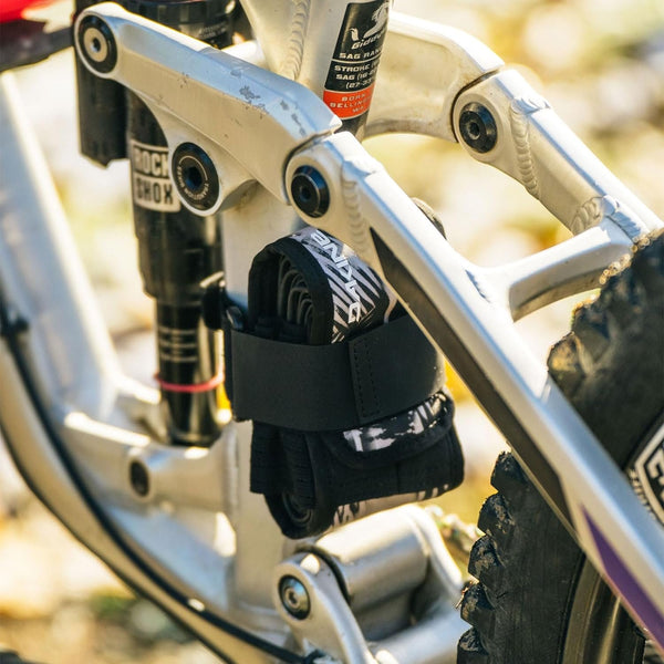 Dakine Gripper On-Bike Storage