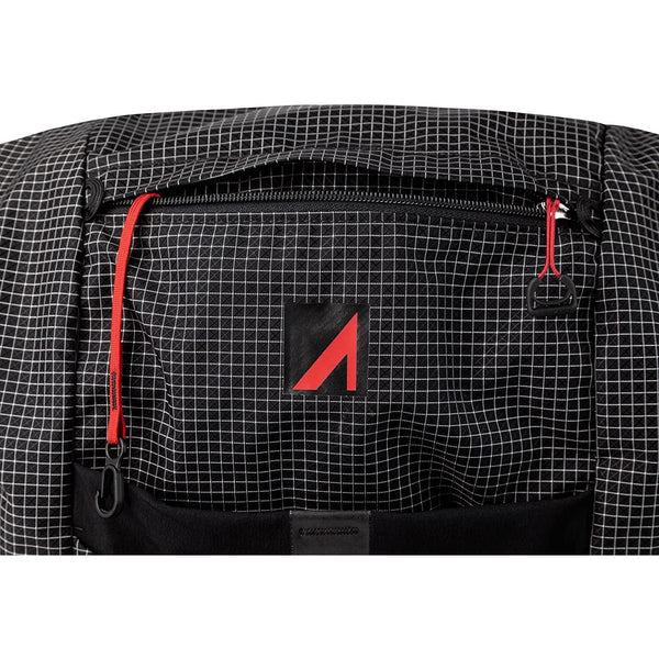 Ultraspire Epic XT 3.0 Lightweight Multi-Day Unisex Hiking Backpack | 35L Capacity | Trail Running, Fast Packing, Mountaineering, More | Hydration Bladder Compartment and Rapid Access Pockets