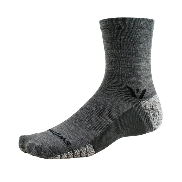 Swiftwick Flite XT Five Crew Socks
