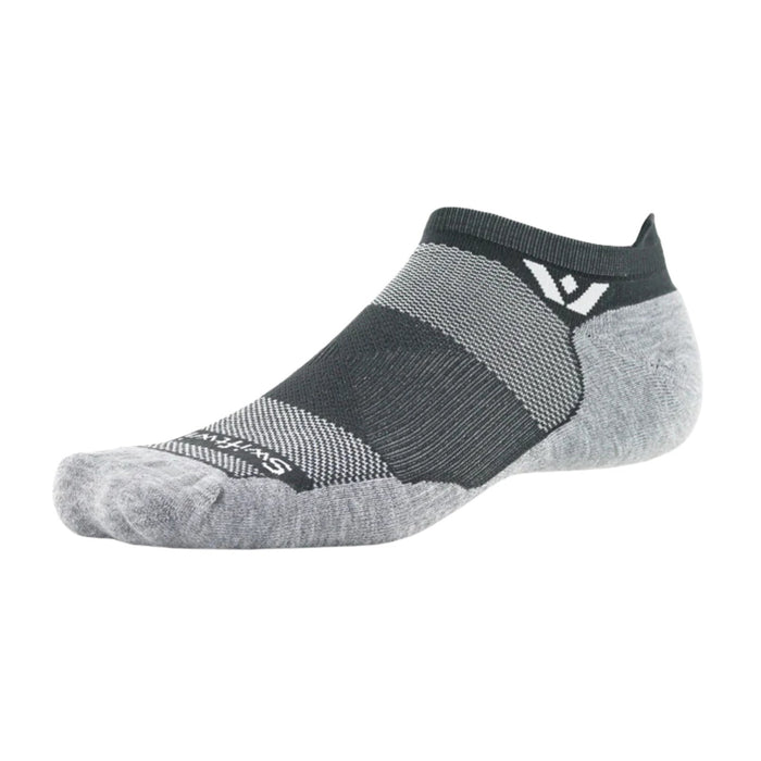 Swiftwick Maxus Zero Tab No Show Socks