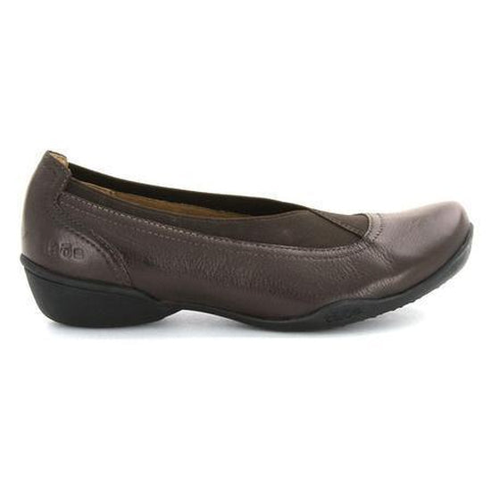 Taos Women's Lilli Slip-On Loafer