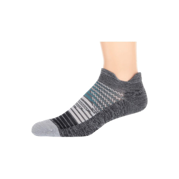 Feetures Unisex Elite Max Cushion No Show Tab Athletic Running Socks