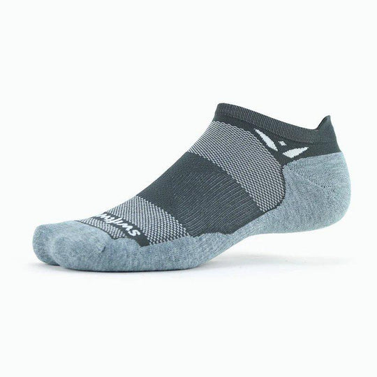 Swiftwick Maxus Zero Tab No Show Socks