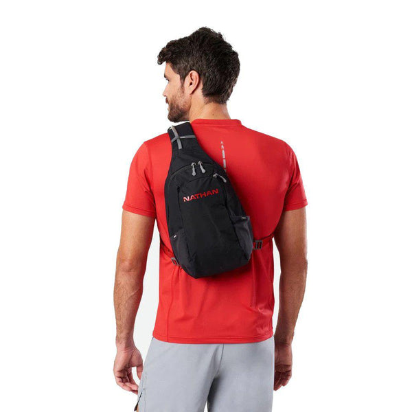 Nathan Limitless Run Sling 8L