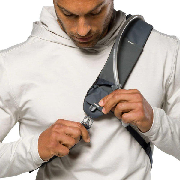 Nathan Limitless Run Sling 6L