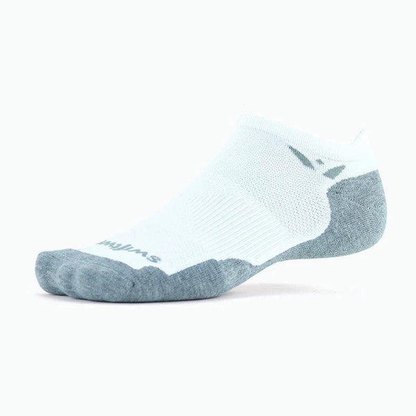Swiftwick Maxus Zero Tab No Show Socks
