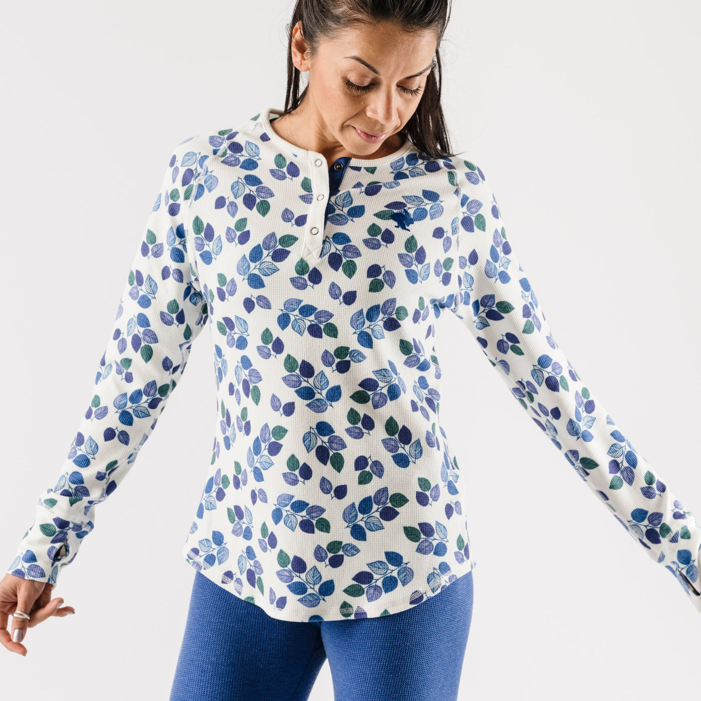 rabbit Women's Snap to it Long Sleeve Shirt