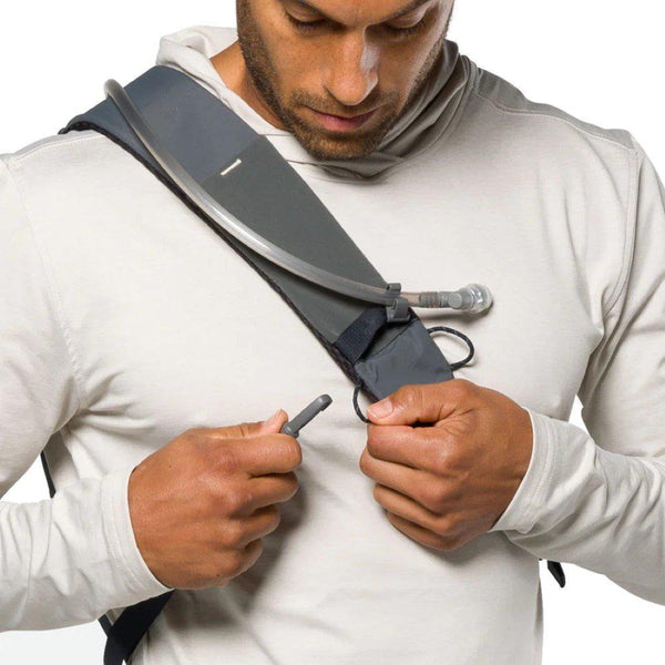 Nathan Limitless Run Sling 6L