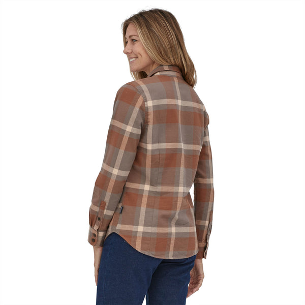 Patagonia Women's Long-Sleeved Organic Cotton Midweight Fjord Flannel Shirt